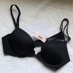 Victoria’s Secret Bra NWT
